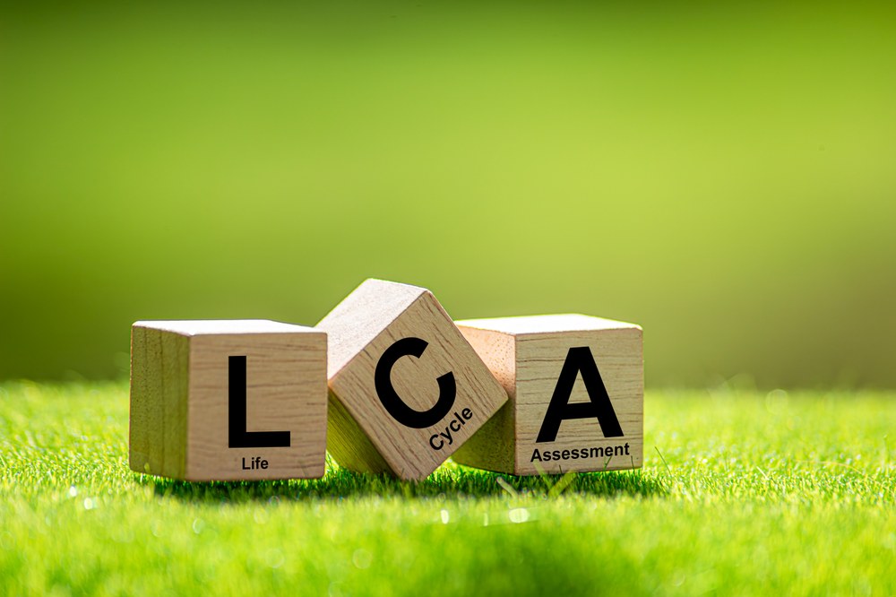 @Worawith_AdobeStock_1538357349_Growing sustainability. LCA-Life cycle assessment.jpeg